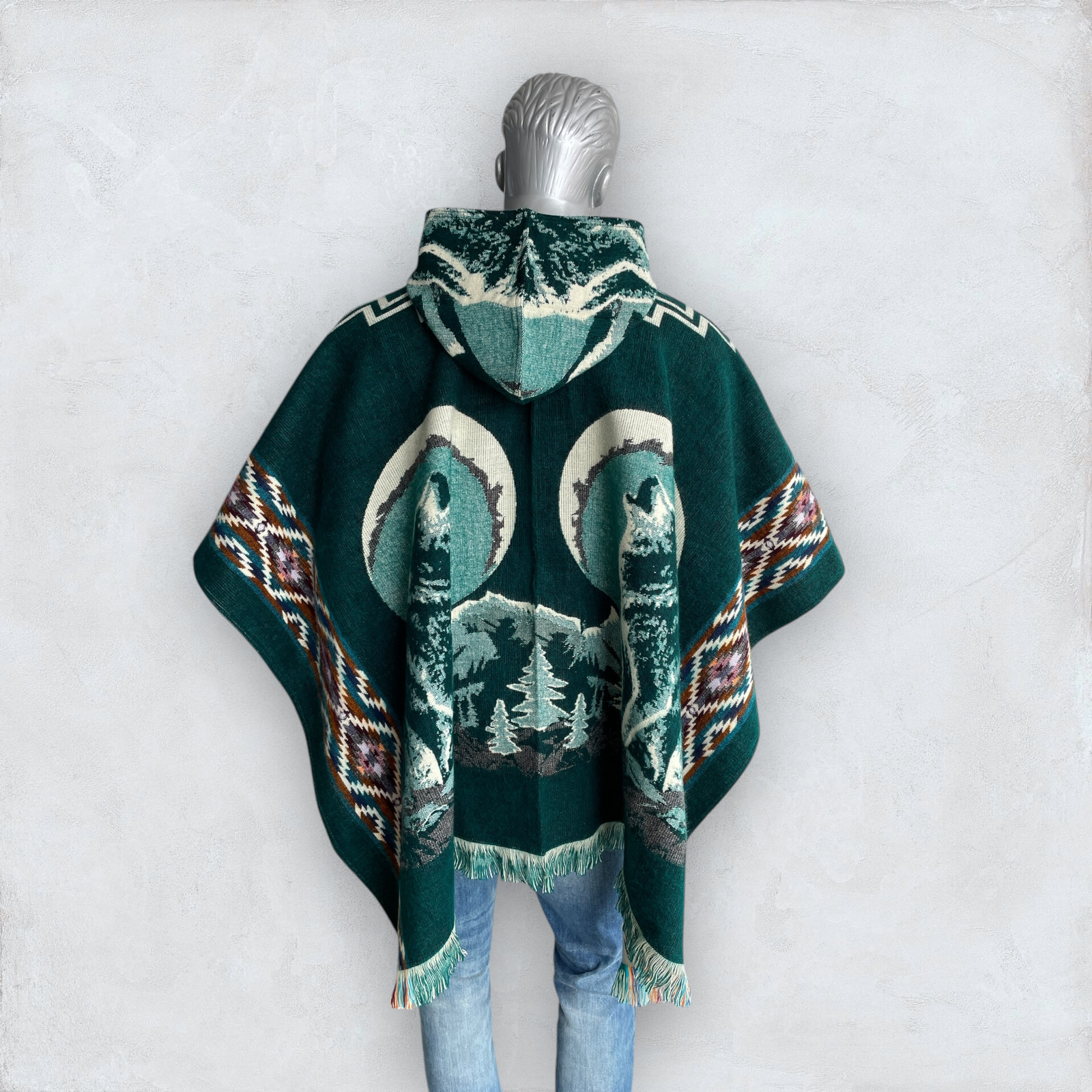 Alpaca Poncho Hooded | Soft and Comfortable Wool Navajo Design Howling Wolves